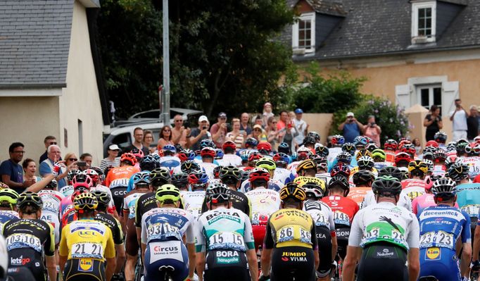 Cycling - Tour de France - The 117.5-km Stage 14 from Tarbes to Tourmalet Bareges - July 20, 2019 - The peloton in action. REUTERS/Gonzalo Fuentes