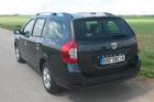 Dacia začala prodávat vozy vybavené automatizovaným řazením. Otestovali jsme kombík Logan MCV