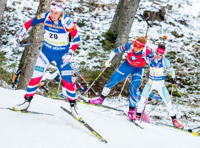 SP Pokljuka, stíhačka Ž: Tiril Eckhoffová (20) a Gabriela Koukalová