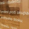 Palach - nápis v budově FF UK
