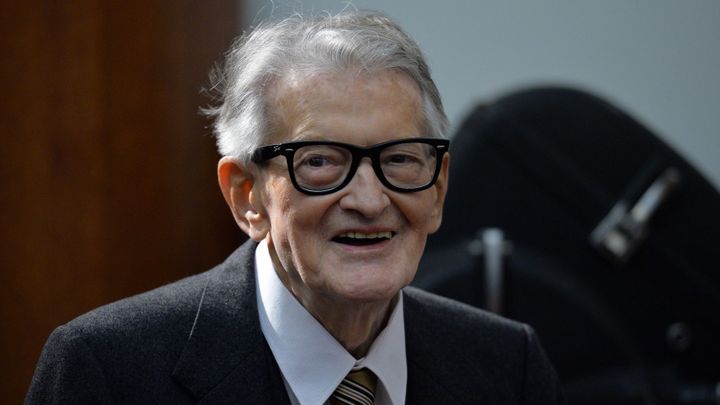 Ve věku 93 let zemřel režisér a odbojář Vojtěch Jasný, autor Všech dobrých rodáků