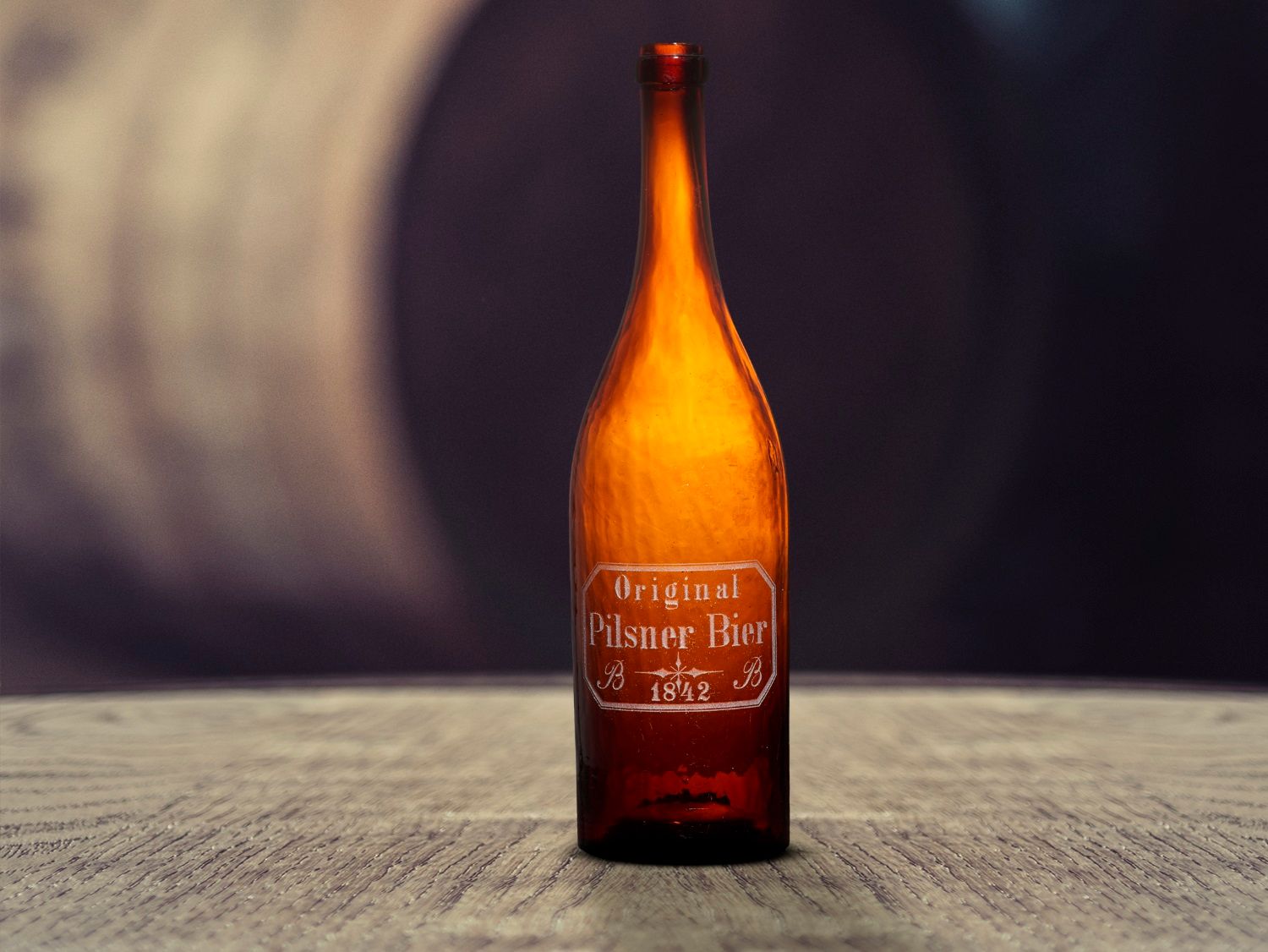 Pilsner Urquell skleněná lahev 1896 s trvalou etiketou