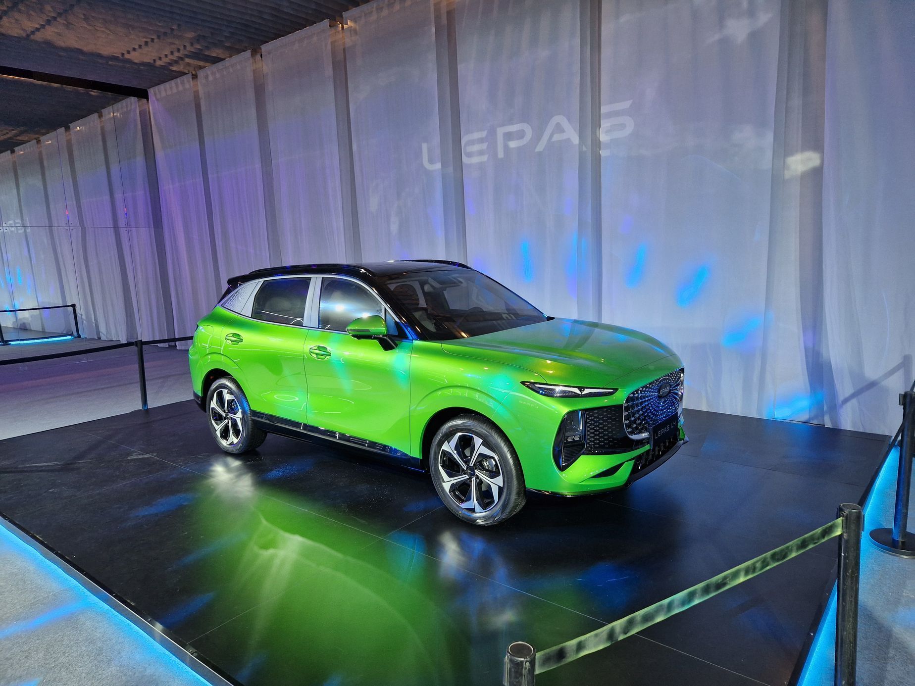 Představení automobilky Lepas