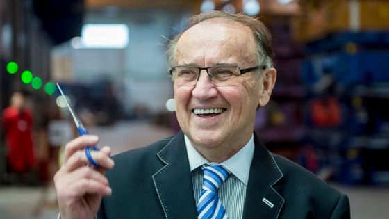 Karsit, František Řípa, holding, autodíly, podnikání, Jaroměř