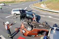 Dvě nehody uzavřely dálnici D1 na 140. kilometru