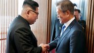 Svět s napětím sleduje páteční historický summit jihokorejského prezidenta Mun Če-ina a severokorejského lídra Kim Čong-una.