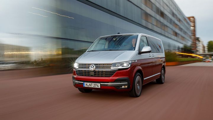 Deset věcí, které se změnily na Volkswagenu Transporter. Odolává větru a parkuje sám