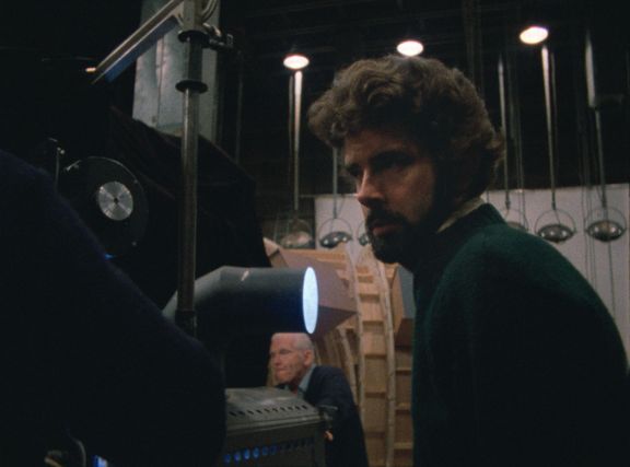 Na snímku ze seriálu Light & Magic je režisér George Lucas.