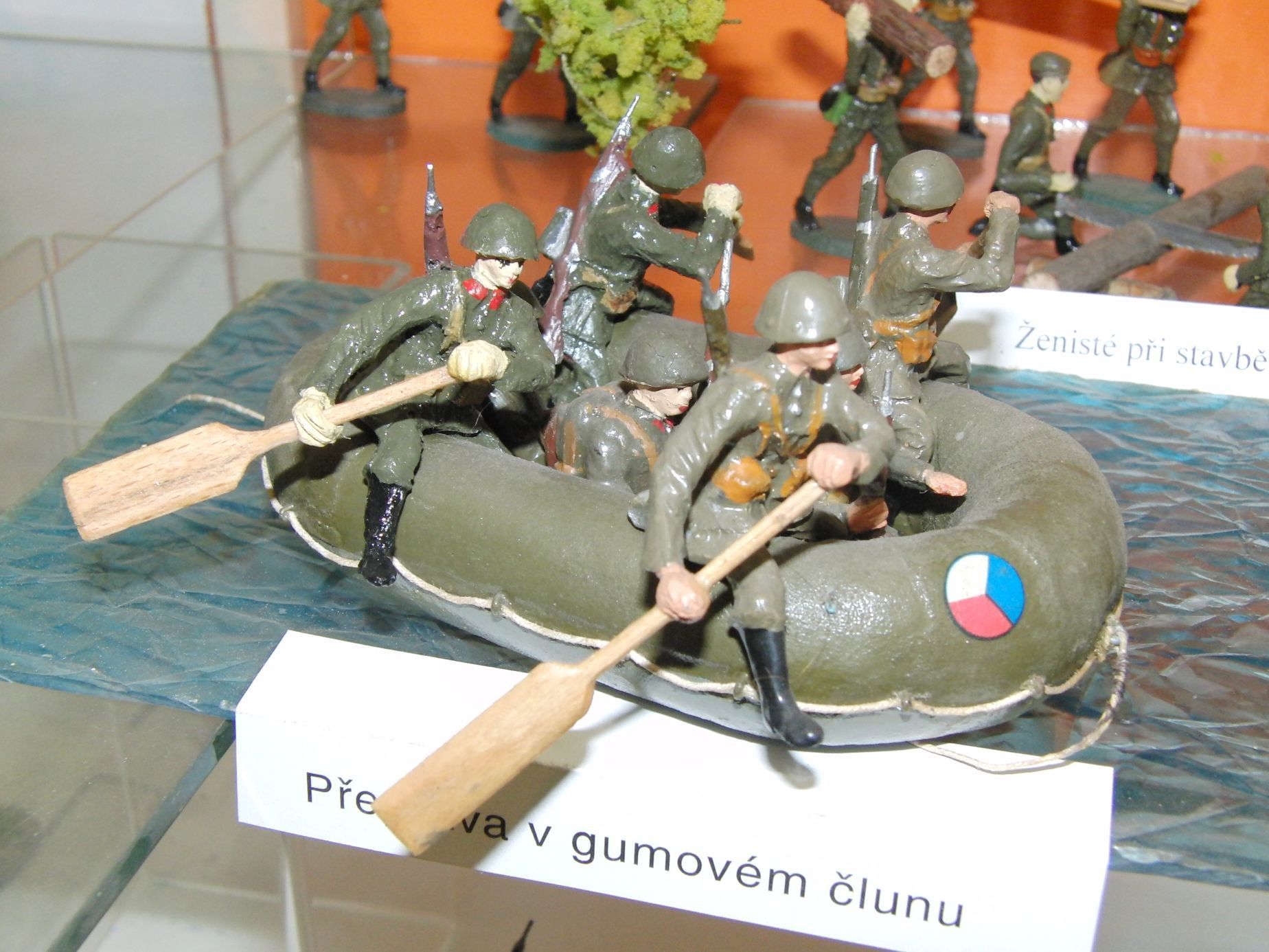 Vojáčci a modely vojenské techniky Lubora Šušlíka