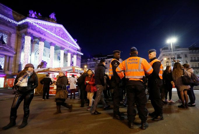 Brusel a opět policisté na trzích...