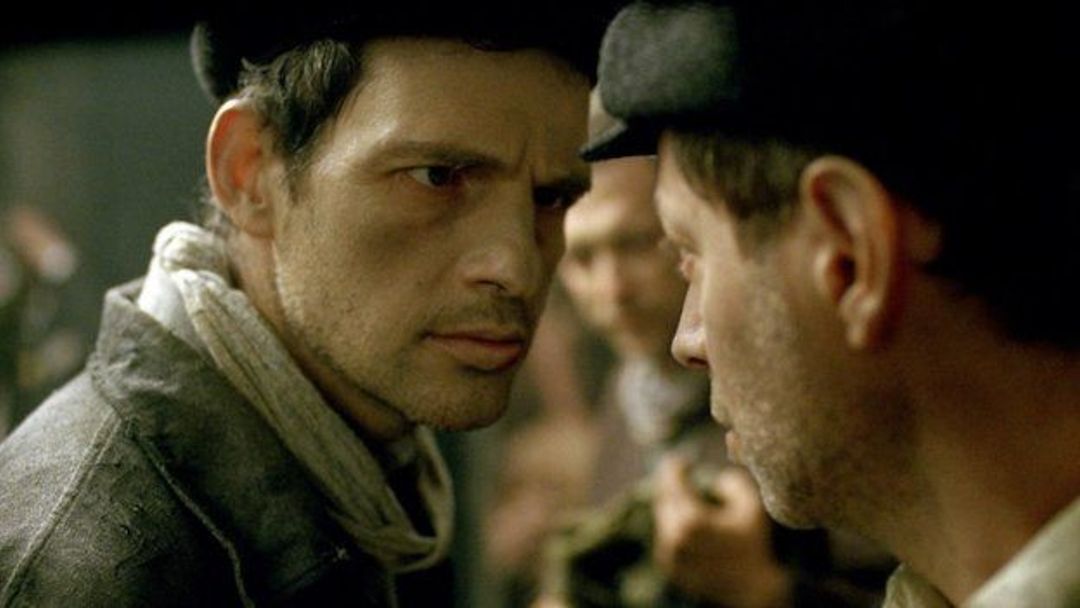 Recenze: Saulův syn – syrové drama z koncentračního tábora