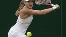 Nicole Vaidišová vrací úder Victorii Azarenkové ve třetím kole Wimbledonu.