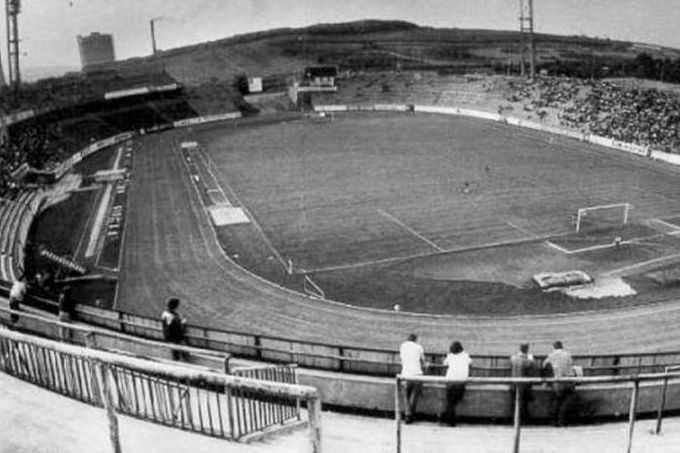 Archivní historie z fotbalového stadionu Za Lužánkami. Nedatováno