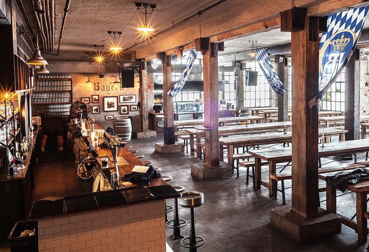 Pivnice USA interiér