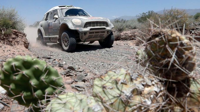 Stéphane Peterhansel vyhrává Rallye Dakar bez ohledu na to, jestli se jede v Africe nebo v Jižní Americe.