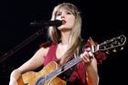 Na koncertu Taylor Swift chtěl útočit terorista. V bytě měl mačety i falešná eura