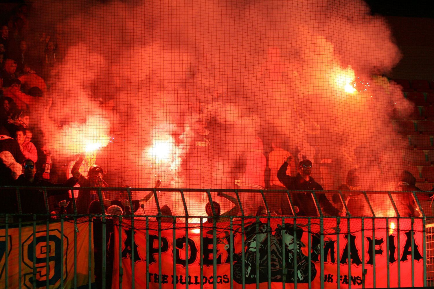 EL, Sparta-APOEL: fanoušci APOELu