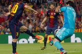 Ve 31. minutě se však prosadil Lionel Messi a bylo vyrovnáno 1:1.