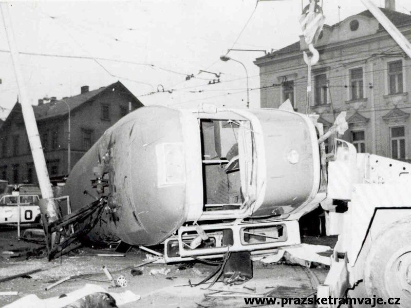 Nehoda tramvaje na Špejcharu