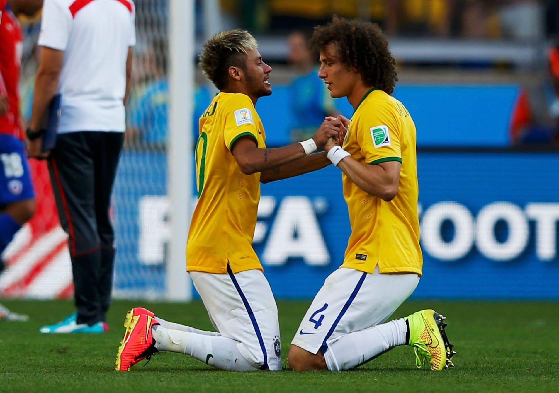 MS 2014, Brazílie-Chile: Neymar a  David Luiz