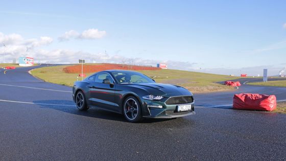 Foto: Ford Mustang Bullitt je díky V8 a pohonu zadních kol vstupenkou do světa zábavy