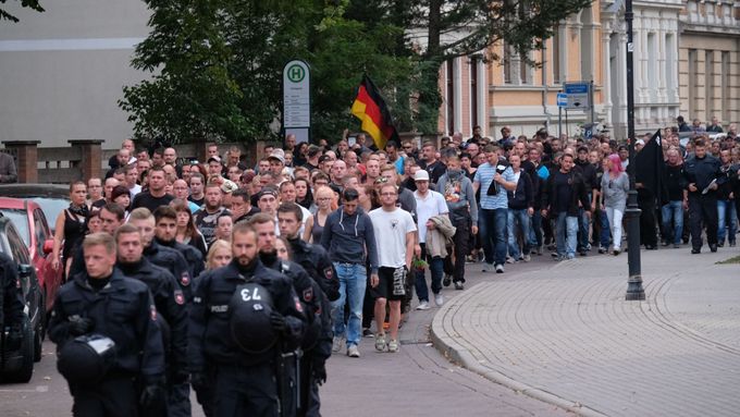 Pochod za mrtvého Němce ve městě Köthen.
