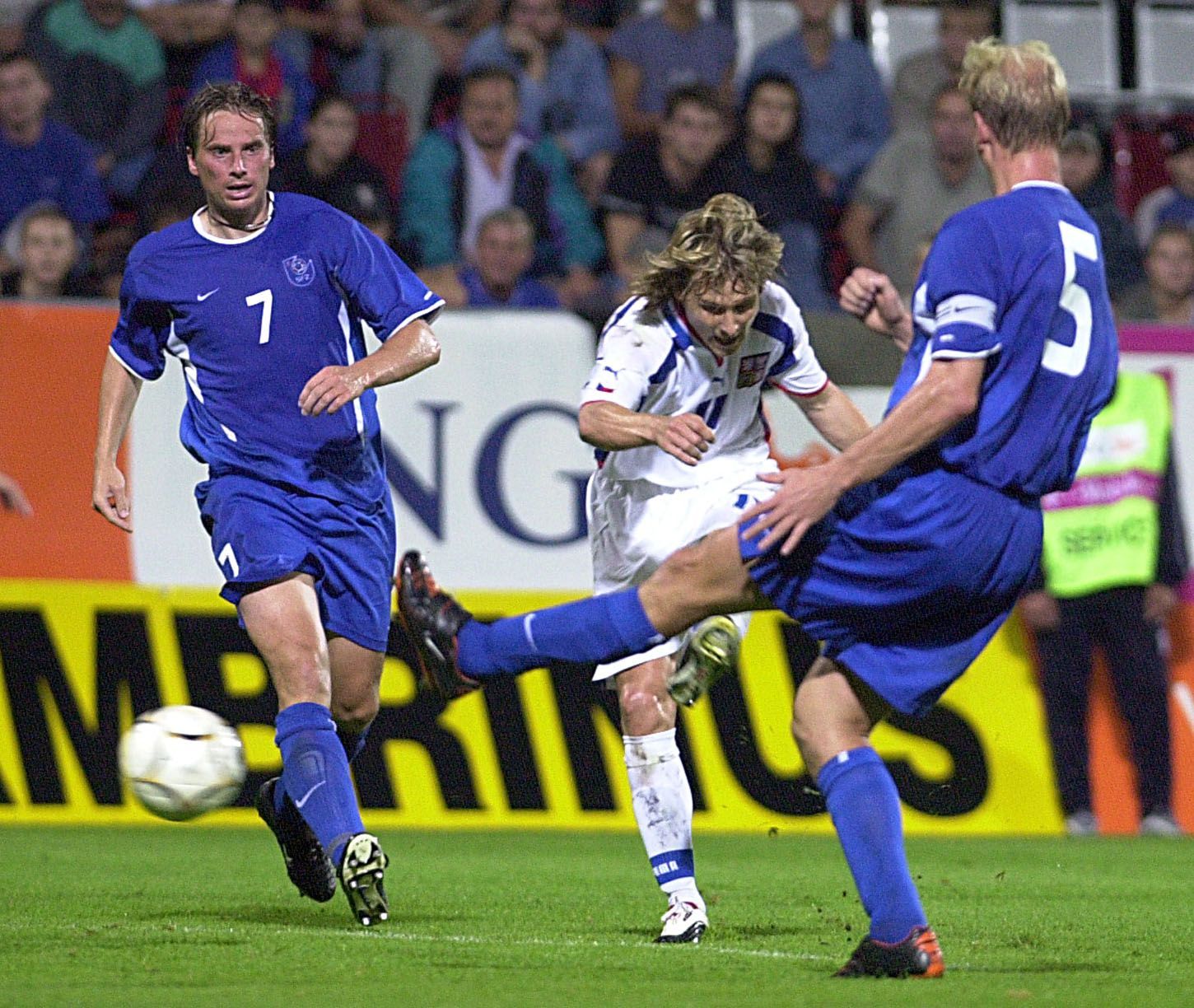 Čeští fotbalisté v utkání proti Slovensku