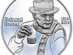 Bohumil Hrabal na pamětní minci vydané ke 100. výročí jeho narození.