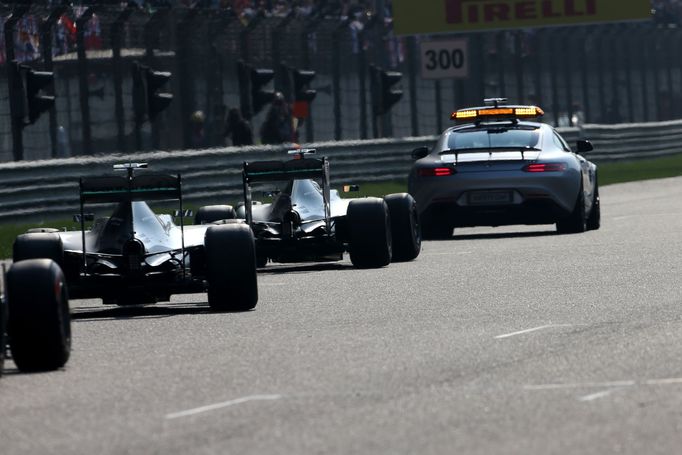 F1, VC Číny 2015: safety car