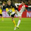 Julian Brandt a Lukáš Masopust v zápase LM Borussia Dortmund - Slavia