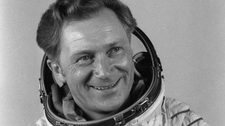 Zemřel první německý kosmonaut. Sigmund Jähn okouzlil NDR i Sověty, bylo mu 82 let