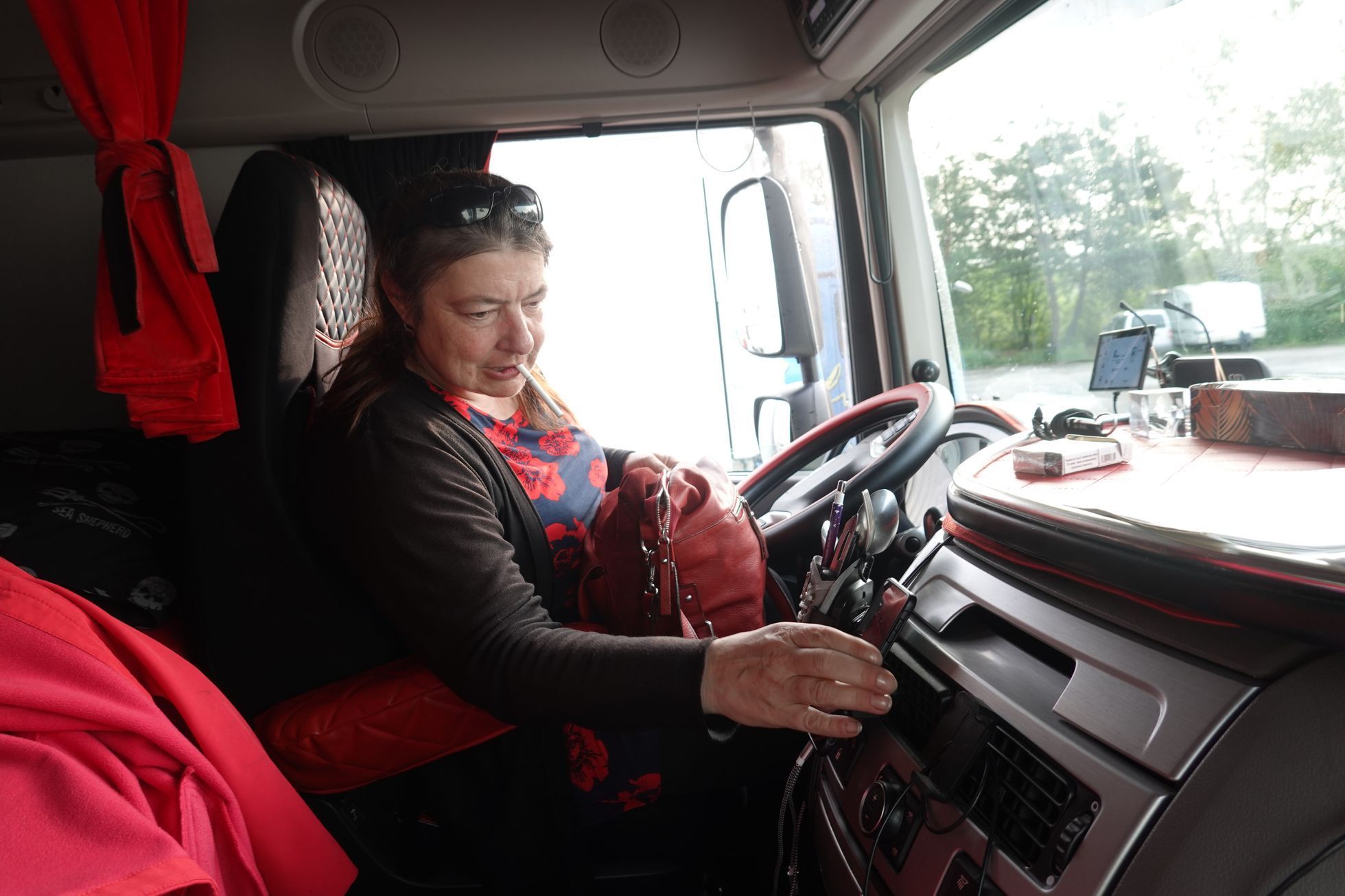 monika sustrova, kamionacka