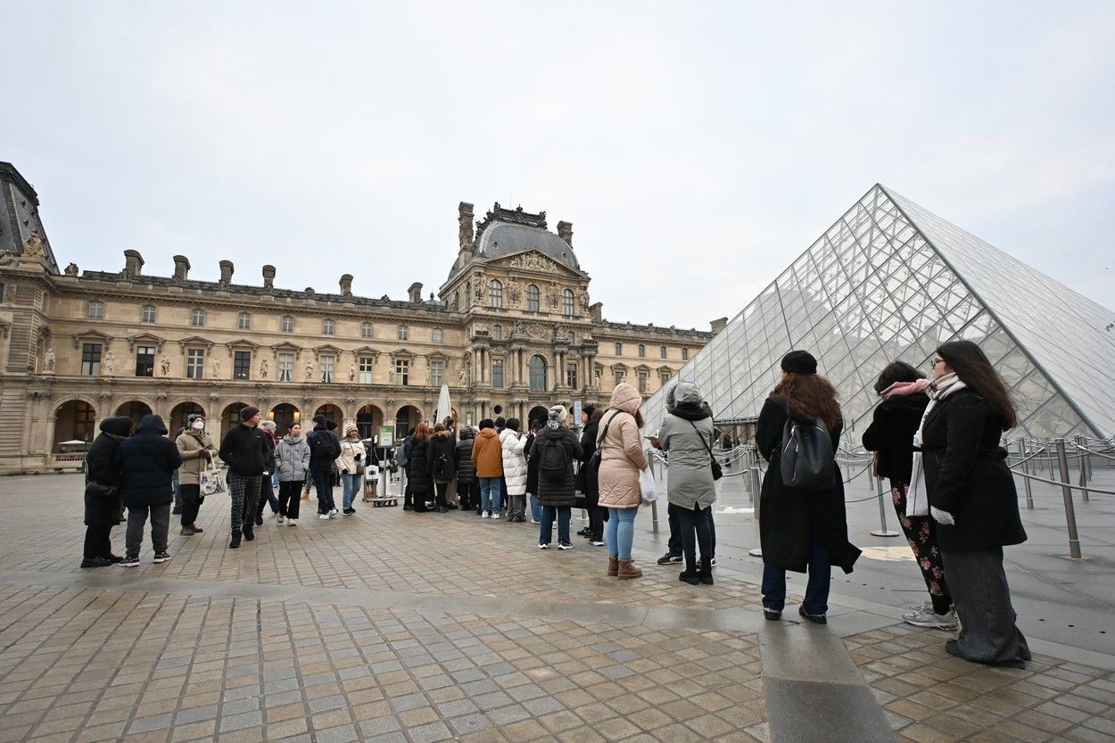 Louvre, 2024