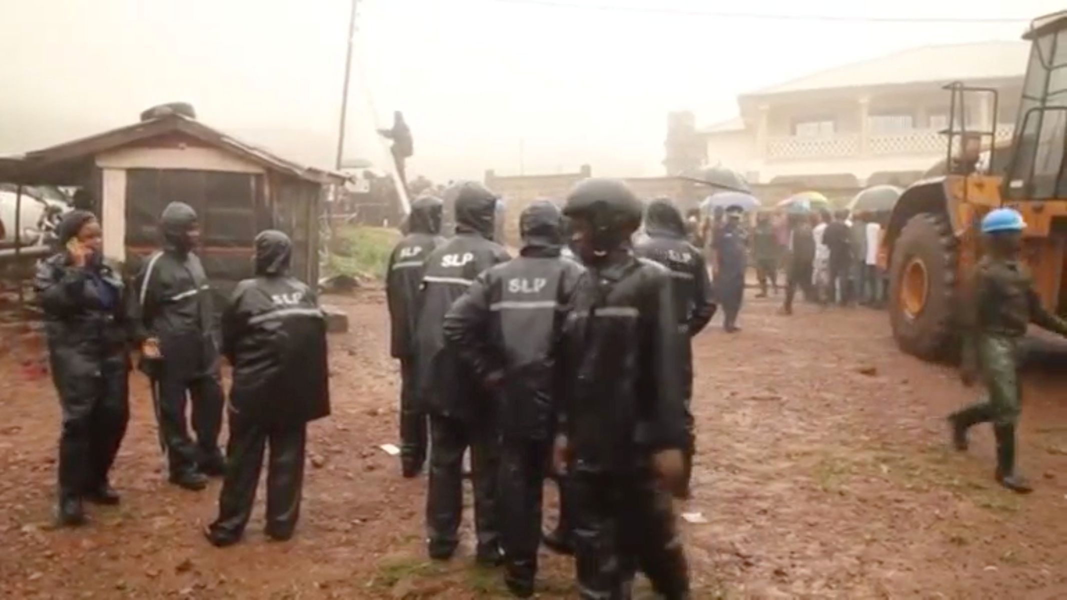 Sesuvy půdy ve Freetownu, Sierra Leone