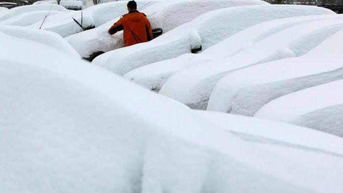 Prosinec 2010: Sněhová kalamita, tajné depeše i vetřelec