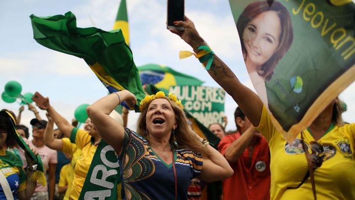 Brazílií zmítá "Automyčka". Obří korupční skandál udělal z tvrdého soudce celebritu