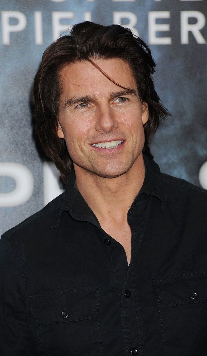 Kmotr Tom Cruise  Kmotrem je skvělým - za dárky pro své malé kmotřence už prý utratil 200 000 dolarů.