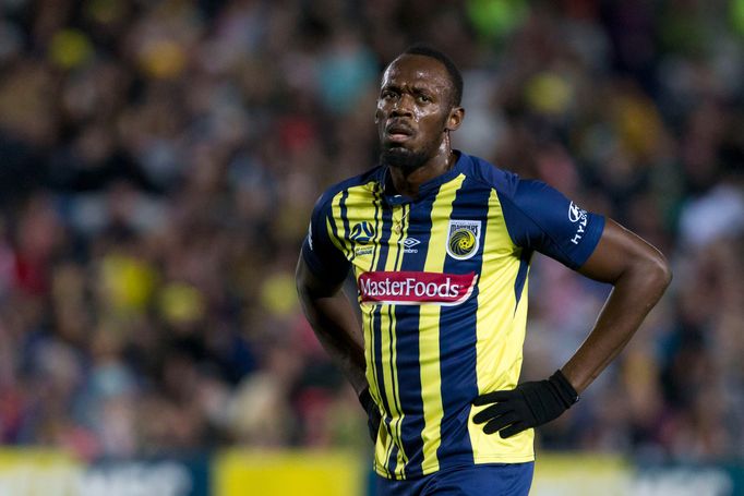 Usain Bolt v dresu Central Coast Mariners