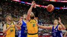 Aron Baynes, Ondřej Balvín, Jock Landale a Jaromír Bohačík ve čtvrtfinále MS Česko  - Austrálie na MS 2019