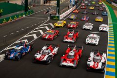 Legendární Le Mans vjíždí do nové éry. Revoluce ale přichází zlehka