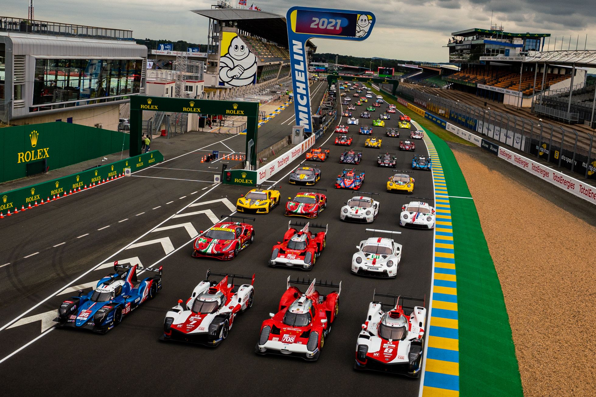 Účastníci čtyřiadvacetihodinovky v Le Mans 2021
