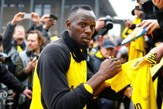 Usain Bolt trénuje s fotbalisty Borussie Dortmund.