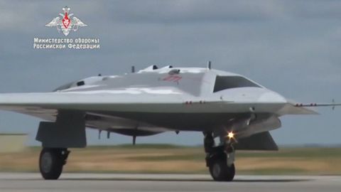 První let nového těžkého bezpilotního letounu Ochotnik
