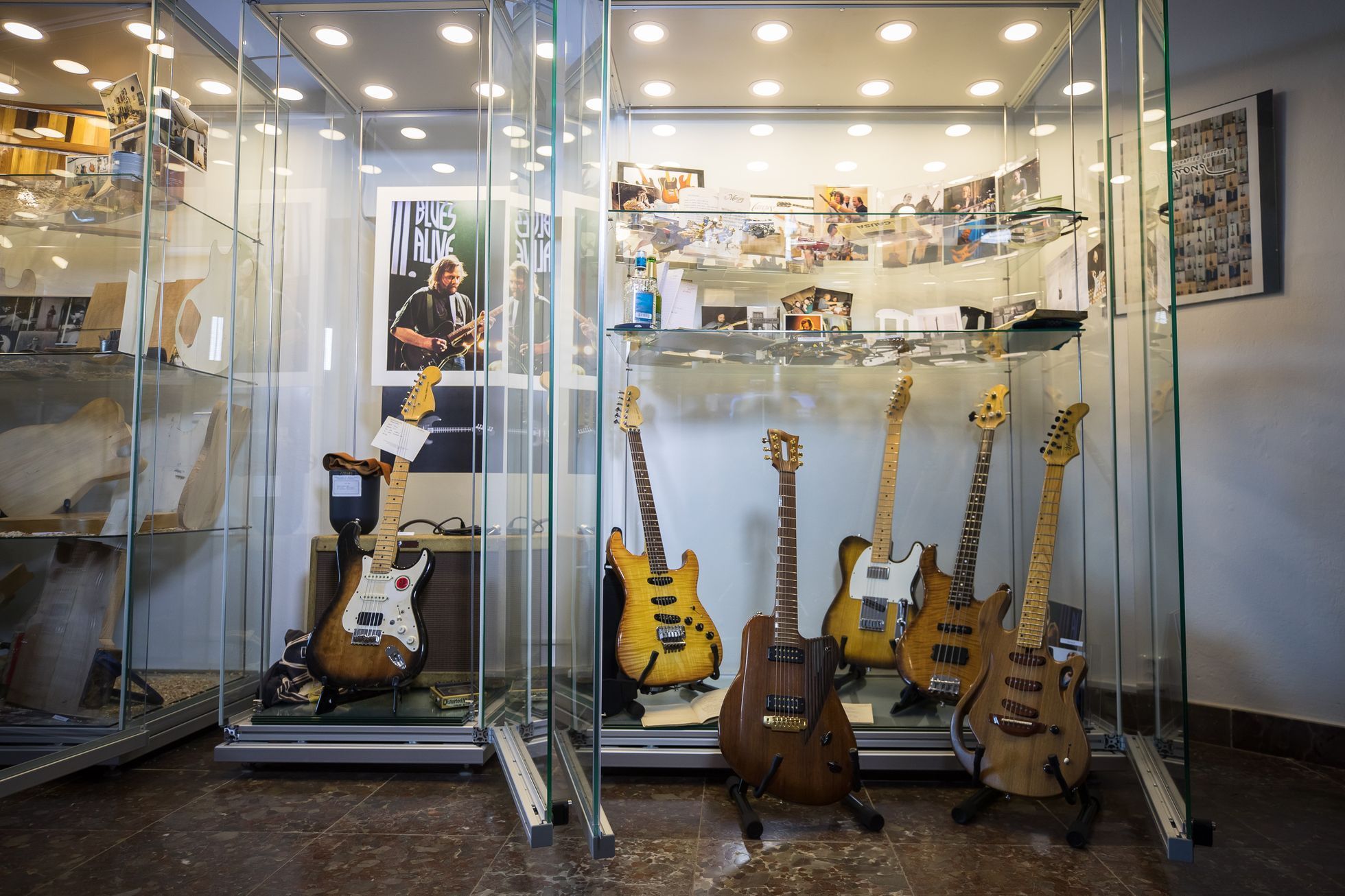 Výstava kytar Petera Jurkoviče, Regionální muzeum Jílové u Prahy