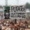 U2 v Glastonbury a další obrázky z bahna
