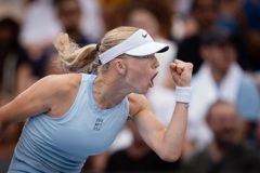 Kdo ji teď zastaví? ptá se tenisový svět. Česká teenagerka ohromuje vítěznou šňůrou