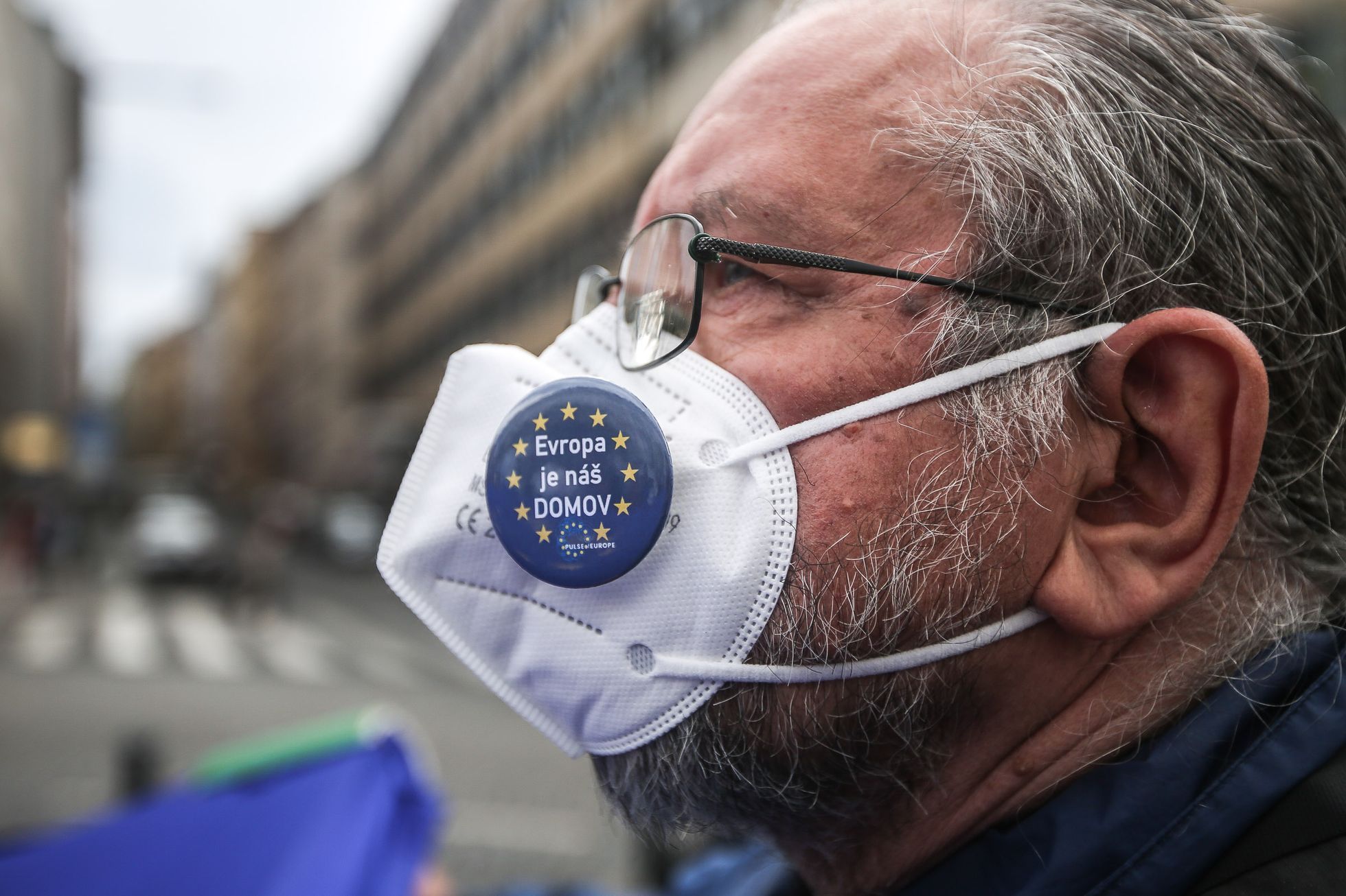 Demonstrace Milion chvilek demokracie, Evropská unie, EU, Václavské náměstí, duben 2021, respirátory, protest
