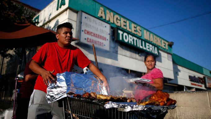 Foto: Zabírají práci? Menšiny v Los Angeles mají celé čtvrti