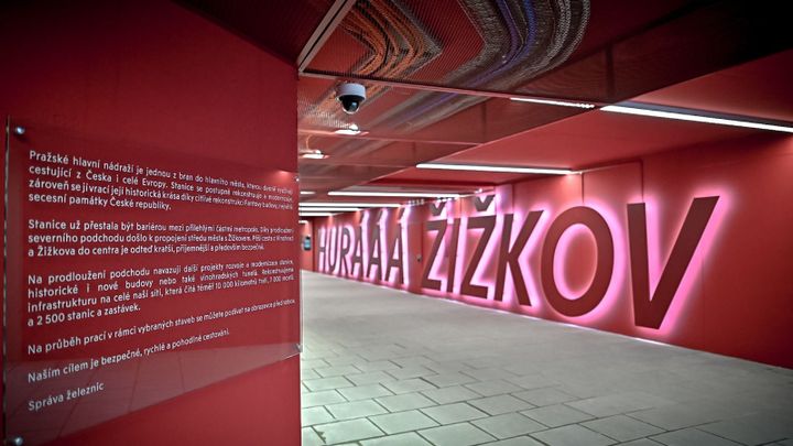 Předvolební finiš: Politici ANO otevřeli Zahradní Město i nový podchod na Žižkov; Zdroj foto: Twitter.com/Andrej Babiš