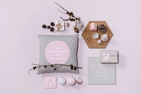 Vybíráte vánoční dekorace? Letos letí pastelové barvy